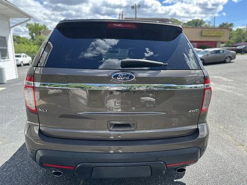 Used 2015 Ford Explorer XLT w/ Equipment Group 202B AWD/4WD image 7