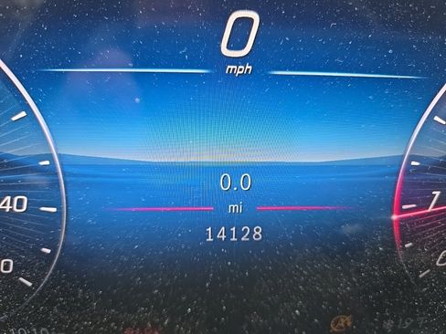 Certified 2025 Mercedes-Benz C 300 4MATIC Sedan image 9