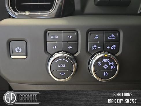 Used 2025 GMC Sierra 1500 AT4X AWD/4WD image 32