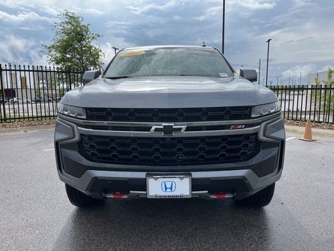 Used 2022 Chevrolet Suburban Z71 w/ Z71 Off-Road Package AWD/4WD image 2