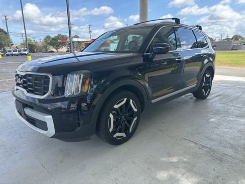 Used 2025 Kia Telluride S image 6