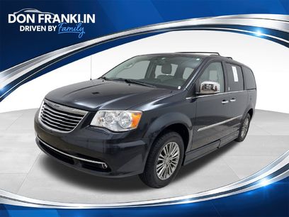 Used 2014 Chrysler Town & Country Touring-L w/ Driver Convenience Group