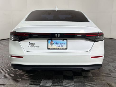 Used 2025 Honda Accord LX image 8
