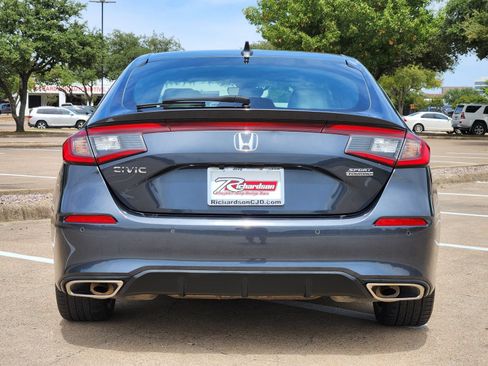 Used 2024 Honda Civic Sport Touring image 5
