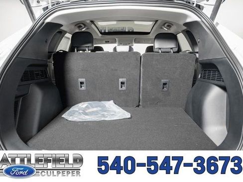 New 2026 Ford Escape SE w/ PHEV Premium Package image 9