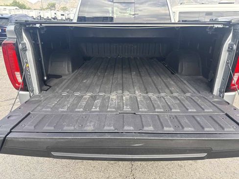 Used 2023 GMC Sierra 1500 AT4 w/ AT4 Premium Package AWD/4WD image 20