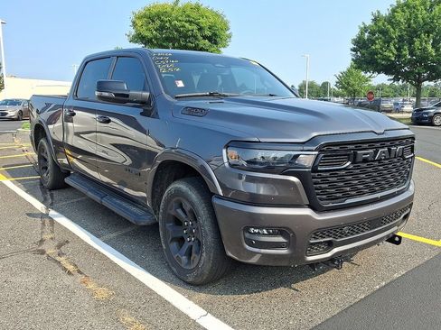 Used 2025 RAM 1500 Big Horn AWD/4WD image 3