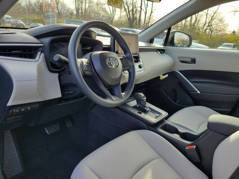 New 2026 Toyota Corolla Cross L image 19