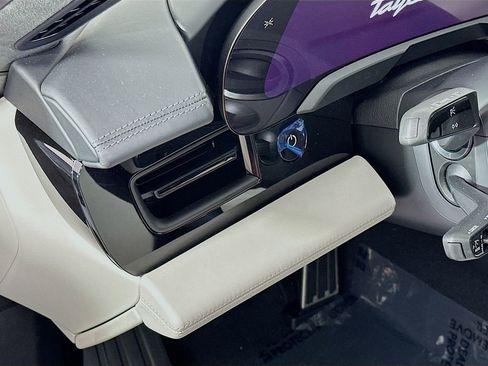 New 2025 Porsche Taycan GTS image 11