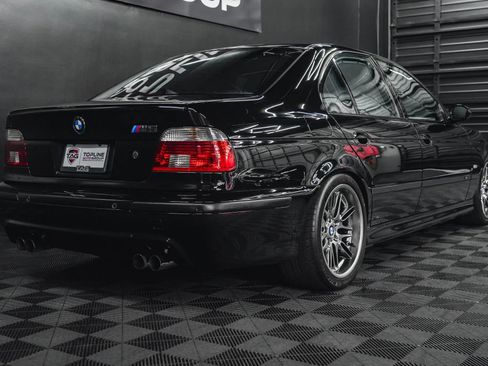 Used 2003 BMW M5 image 18