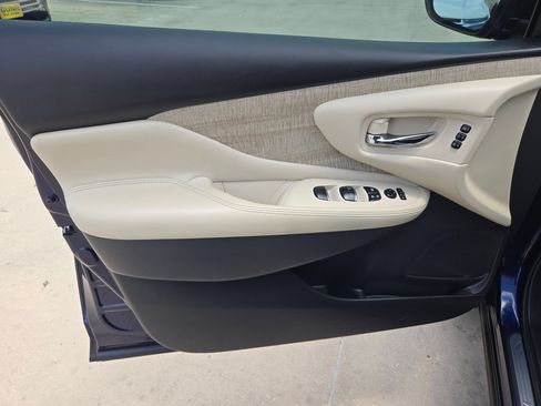 Certified 2023 Nissan Murano SL w/ SL Moonroof Package FWD image 12