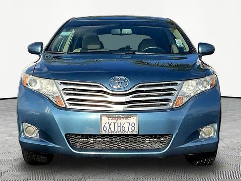 Used 2012 Toyota Venza LE w/ LE Convenience Pkg image 2