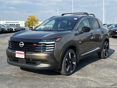 New 2026 Nissan Kicks SR w/ Cold Weather Package