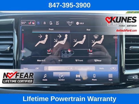 Used 2024 Chrysler Pacifica Touring-L FWD image 51