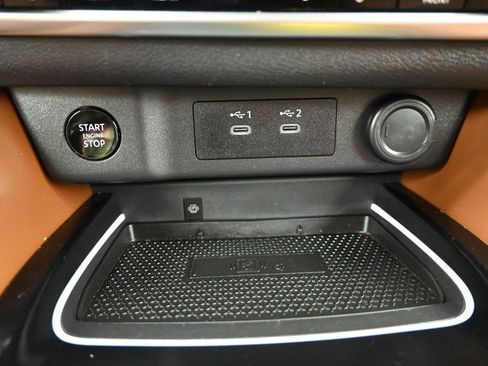 Used 2024 Nissan Rogue Platinum w/ Platinum Premium Package AWD/4WD image 22