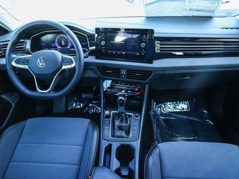 New 2026 Volkswagen Jetta SE image 18