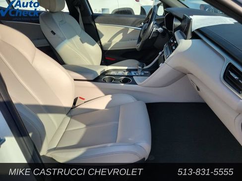 Used 2025 Genesis G70 2.5T AWD/4WD image 22