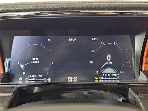 Used 2021 Lincoln Navigator Reserve w/ Luxury Package RWD image 19