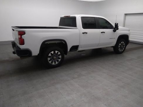 Used 2022 Chevrolet Silverado 2500 Custom w/ Infotainment Package AWD/4WD image 10