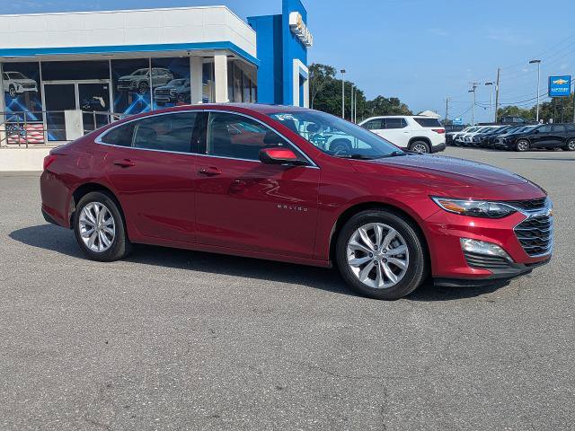 Certified 2025 Chevrolet Malibu LT FWD image 2