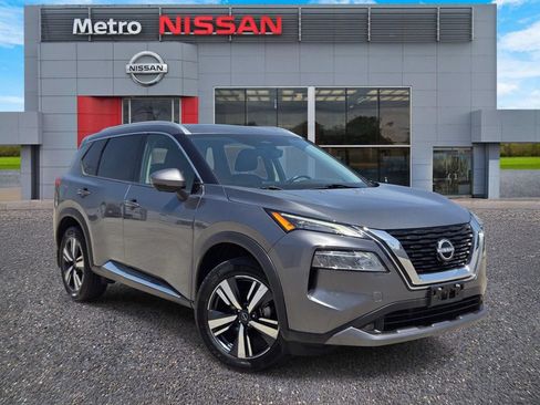 Certified 2022 Nissan Rogue SL FWD image 1