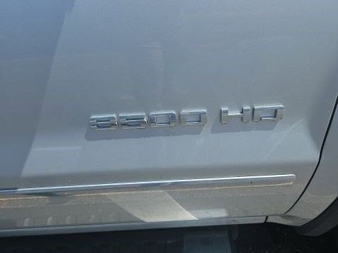 Used 2019 GMC Sierra 3500 SLT w/ Duramax Plus Package AWD/4WD image 22