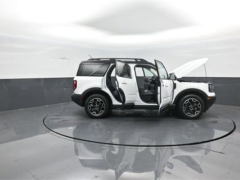 New 2025 Ford Bronco Sport Outer Banks image 40