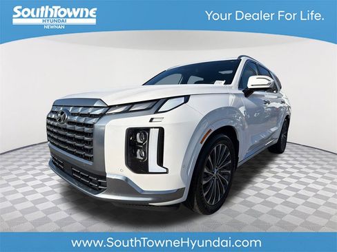 Used 2023 Hyundai Palisade Calligraphy image 1