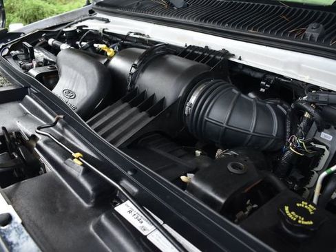 Used 2010 Ford E-450 and Econoline 450 Super Duty image 22