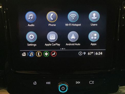 Used 2023 Chevrolet Traverse LT image 25