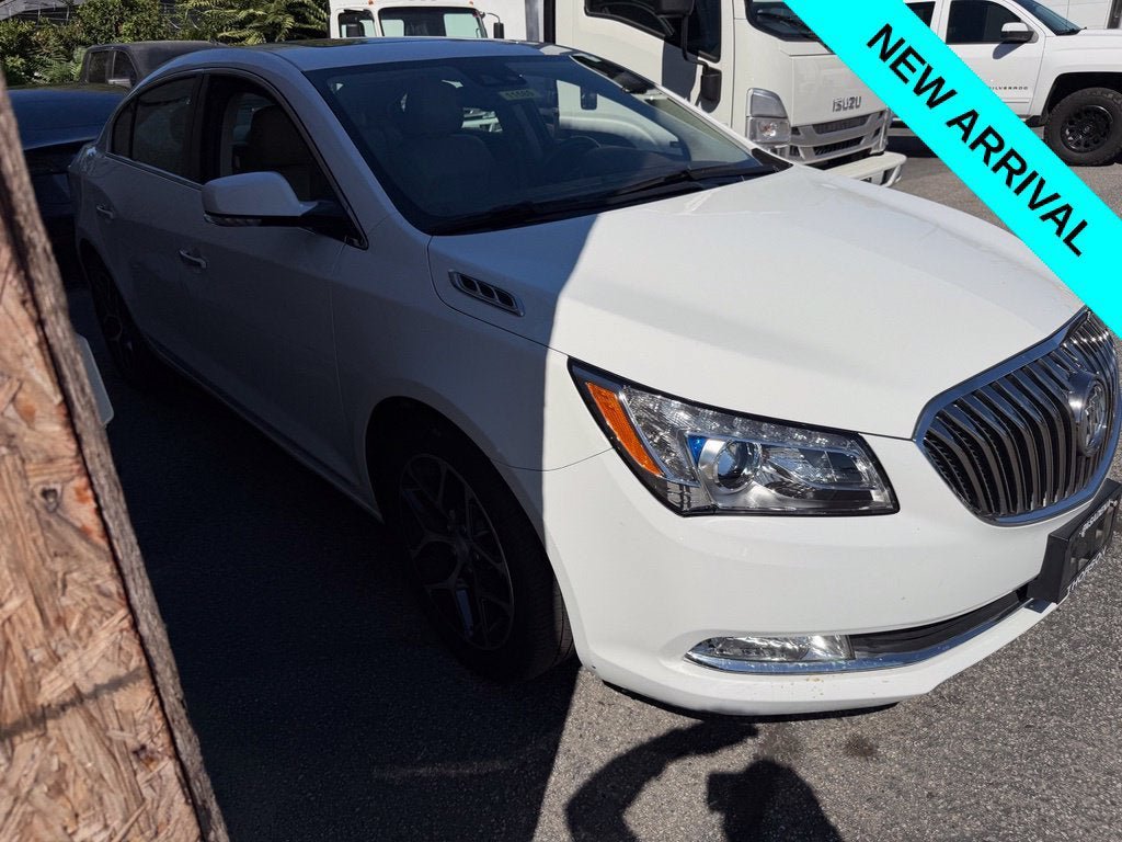 Used 2016 Buick LaCrosse Sport Touring w/ Experience Buick Package FWD image 2
