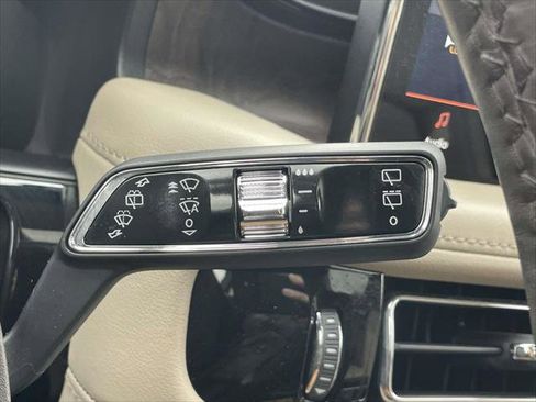 Used 2022 Lincoln Nautilus Reserve w/ Equipment Group 201A image 24