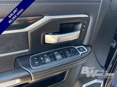 Used 2019 RAM 2500 Laramie w/ Black Appearance Package AWD/4WD image 19