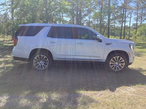 New 2026 GMC Yukon Denali image 5