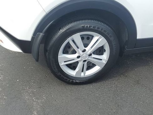 Certified 2025 Nissan Kicks Play S FWD image 5