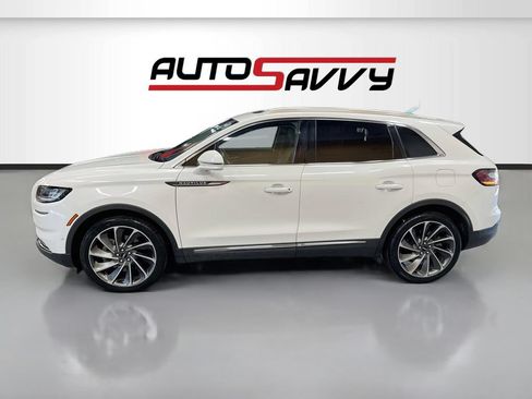 Used 2023 Lincoln Nautilus Reserve w/ Equipment Group 202A AWD/4WD image 4