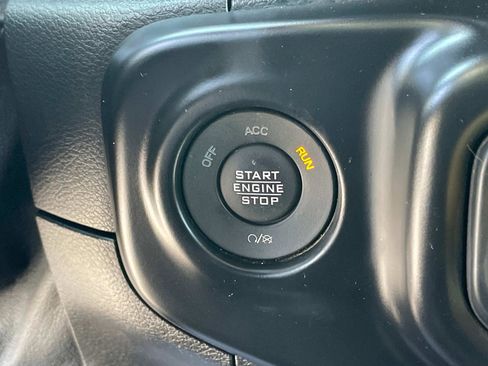 Used 2021 Jeep Wrangler Unlimited Rubicon w/ Trailer Tow Package image 18