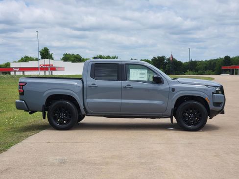 New 2026 Nissan Frontier SV AWD/4WD image 7