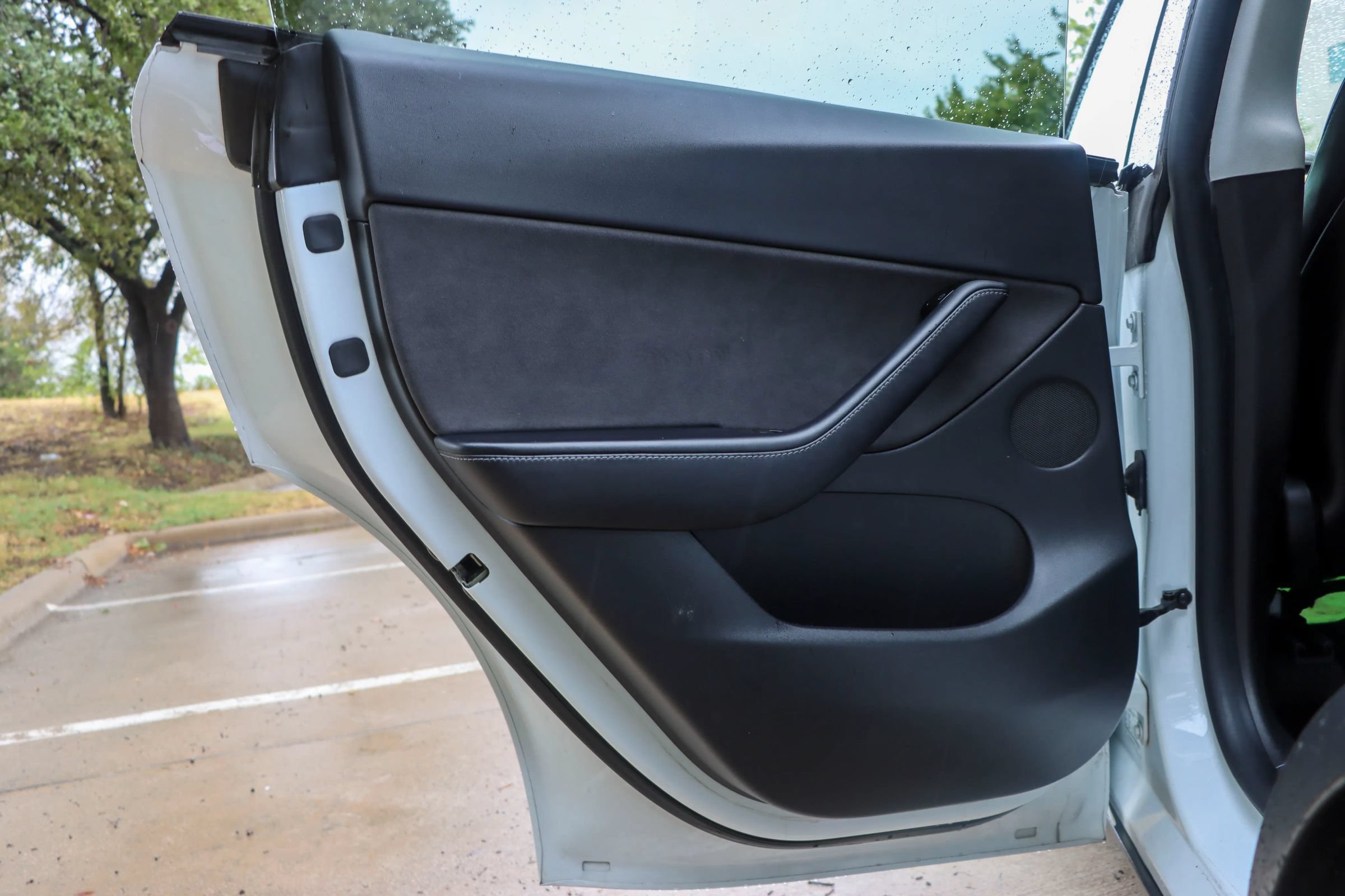 Used 2021 Tesla Model Y 2WD image 11