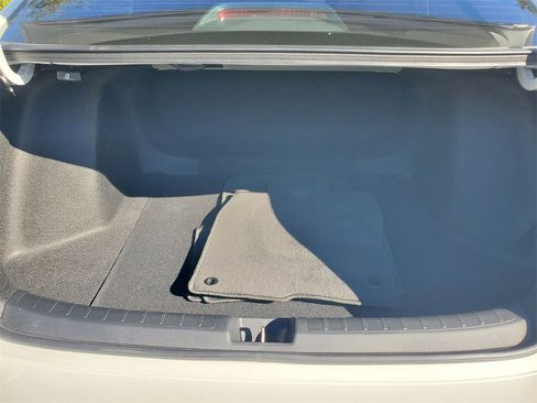 Used 2024 Honda Civic Sport image 8