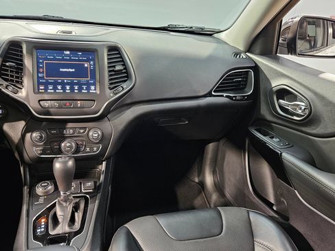 Used 2023 Jeep Cherokee Altitude Lux w/ Lux Elite Package AWD/4WD image 11