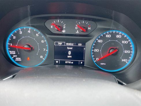 Used 2020 Chevrolet Equinox LS image 12