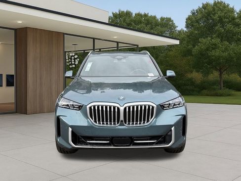 New 2026 BMW X5 xDrive50e w/ Climate Comfort Package image 4