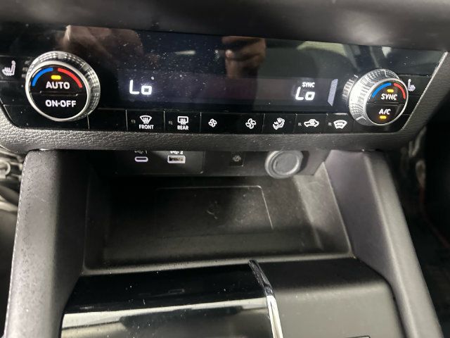 Used 2024 Mitsubishi Outlander Ralliart AWD/4WD image 19