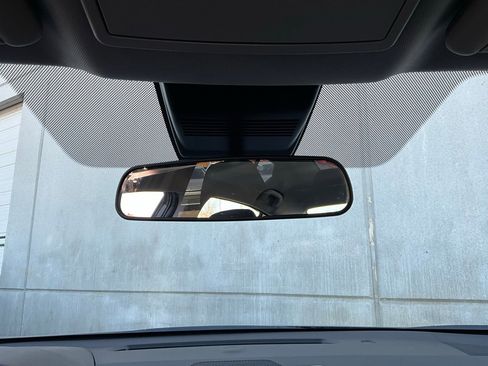 Used 2025 Nissan Altima 2.5 SV image 18