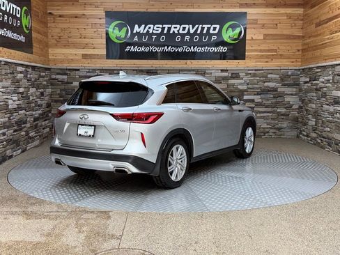 Used 2019 INFINITI QX50 Luxe w/ Navigation Package AWD/4WD image 9