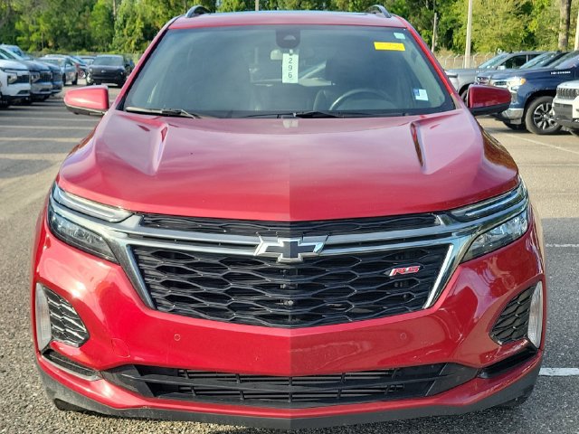 Used 2022 Chevrolet Equinox RS w/ RS Leather Package FWD image 9