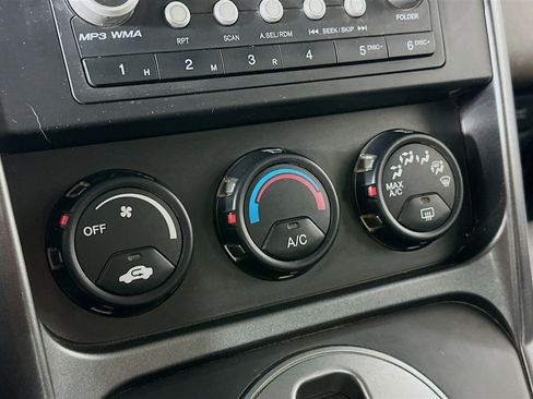 Used 2011 Honda Element EX image 21