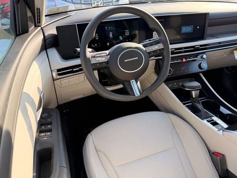 New 2026 Hyundai Tucson SEL image 6