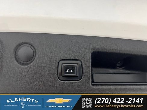 Used 2020 Chevrolet Equinox LT w/ Driver Convenience Package FWD image 21